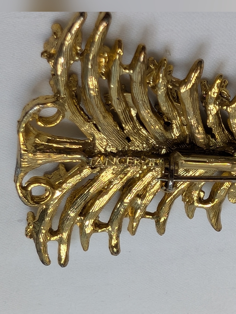 Vintage TANCER II Christmas Tree Gold Tone Brooch - Holiday Jewelry - Picture 7 of 10